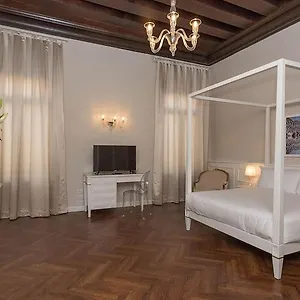 Sonder Salute Palace Venedig