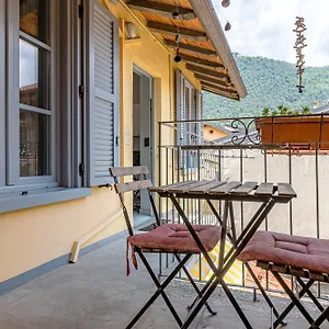 https://la-casa-di-chicca-como.it-lombardy.com